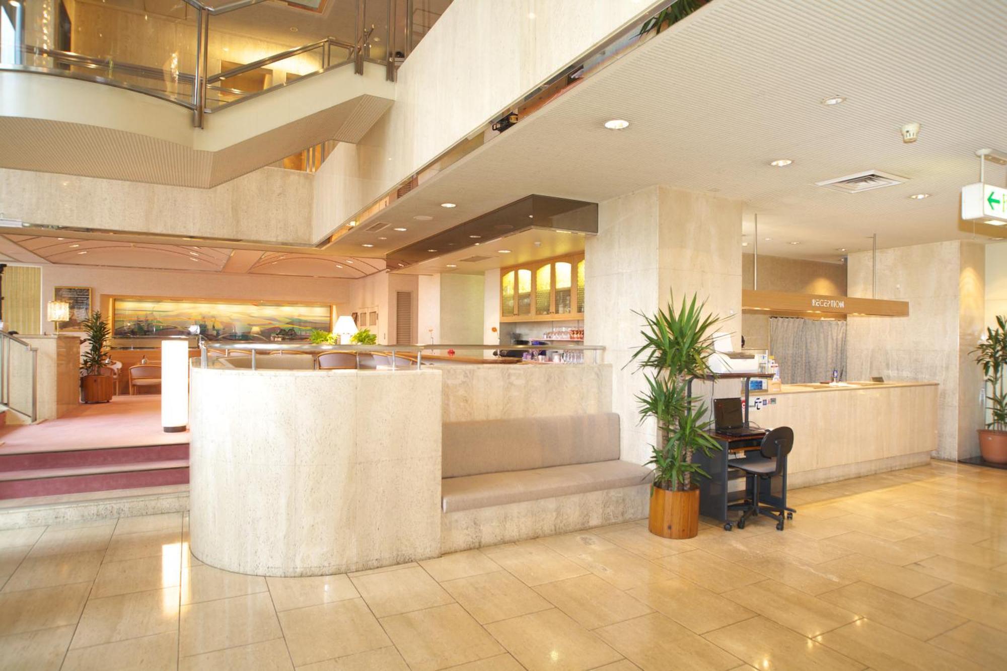 Yokote Plaza Hotel Exteriör bild